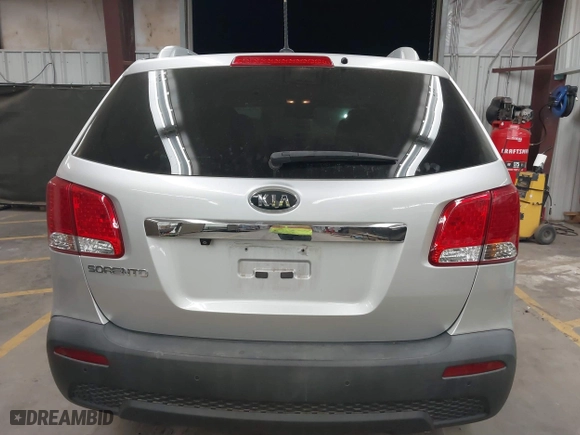 2013 Kia Sorento LX with VIN 5XYKT3A69DG389015, listed as a IAAI auction lot 41852399 with 52,407 mi miles. Bid and sale history available at carsss.com. Image 16.