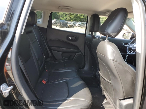 2018 Jeep Compass Latitude with VIN 3C4NJCBBXJT339470, listed as a Copart auction lot 61000055 with 75,563 mi miles and Salvage title. Bid and sale history available at DreamBid. Image 11.