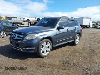 2015 Mercedes-Benz GLK 350 z VIN WDCGG5HB3FG441600, wystawiony jako IAAI lot #42195236 z przebiegiem 36 505 mil mil oraz . Historia ofert i sprzedaży dostępna na DreamBid. Obrazek 2.