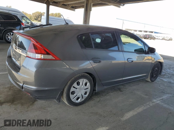 2013 Honda Insight with VIN JHMZE2H3XDS003838, listed as a Copart auction lot 52220235 with 144,729 mi miles and Salvage title. Bid and sale history available at DreamBid. Image 3.