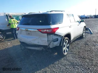2020 Chevrolet Traverse LT Leather with VIN 1GNEVHKW6LJ241798, listed as a IAAI auction lot 41858163 with 85,560 mi miles. Bid and sale history available at carsss.com. Image 4.