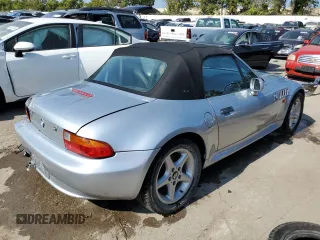 1998 BMW 3 Series 2.8L with VIN 4USCJ3335WLC16206, listed as a Copart auction lot 68746354 with 131,071 mi miles and Salvage Title. Bid and sale history available at carsss.com. Image 3.