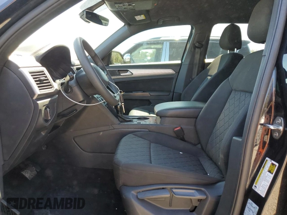 2020 Volkswagen Atlas S with VIN 1V2AC2CA4LC201221, listed as a Copart auction lot 47480795 with 110,025 mi miles and Non repairable. Bid and sale history available at DreamBid. Image 7.