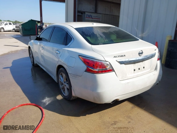 2015 Nissan Altima 2.5 S with VIN 1N4AL3AP6FC129575, listed as a IAAI auction lot 42004824 with 111,694 mi miles. Bid and sale history available at carsss.com. Image 3.
