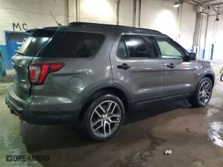 2019 Ford Explorer Sport with VIN 1FM5K8GT4KGA06758, listed as a Copart auction lot 83770054 with 67,722 mi miles and Salvage Title. Bid and sale history available at carsss.com. Image 3.
