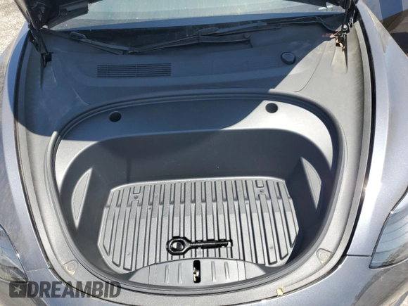 2023 Tesla Model 3 с VIN 5YJ3E1EAXPF586739, выставлен на аукционе Copart как лот 62958685 с пробегом 32 650 миль миль и Списание • Salvage title. История ставок и продаж доступна на DreamBid. Изображение 11.