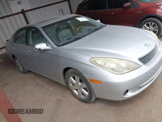 2005 Lexus ES 330 with VIN JTHBA30GX55084129, listed as a IAAI auction lot 42067706 with 201,831 mi miles. Bid and sale history available at carsss.com. Image 1.