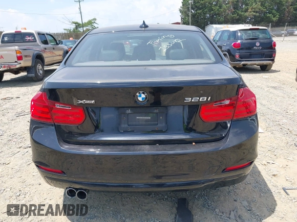 2014 BMW 3 Series 328i xDrive с VIN WBA3B5G58ENS07846, выставлен на аукционе IAAI как лот 42594298 с пробегом 172 617 миль миль и . История ставок и продаж доступна на DreamBid. Изображение 16.