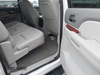 2011 GMC Sierra 1500 SLT с VIN 3GTP2WE38BG394666, выставлен на аукционе IAAI как лот 41883472 с пробегом 149 180 миль миль и . История ставок и продаж доступна на DreamBid. Изображение 8.