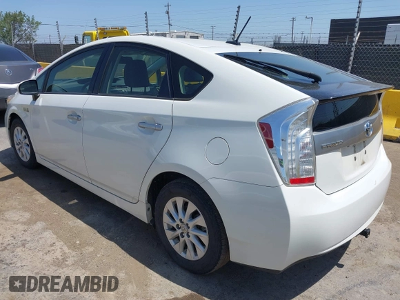 2012 Toyota Prius with VIN JTDKN3DP1C3007173, listed as a IAAI auction lot 42164386 with 220,026 mi miles and . Bid and sale history available at DreamBid. Image 3.