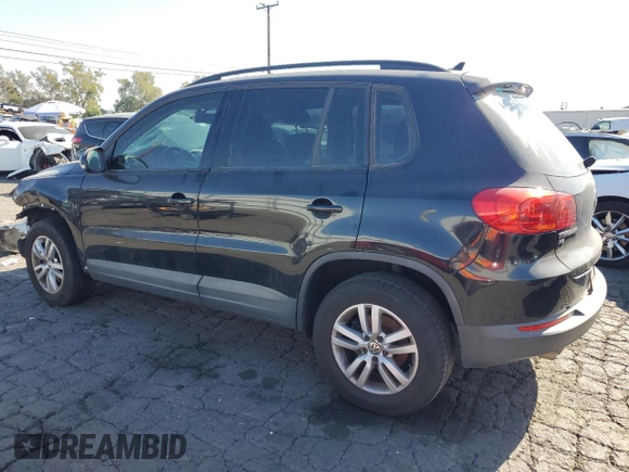 2017 Volkswagen Tiguan S z VIN WVGAV7AX6HK012370, wystawiony jako Copart lot #78956614 z przebiegiem 131 833 mil mil oraz Czysty tytuł • Clean title. Historia ofert i sprzedaży dostępna na DreamBid. Obrazek 2.