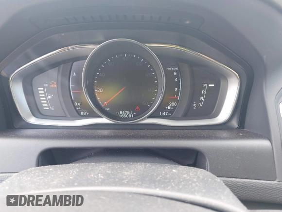 2016 Volvo XC60 T5 Premier with VIN YV4612RK0G2842422, listed as a IAAI auction lot 42123143 with 165,081 mi miles. Bid and sale history available at carsss.com. Image 7.