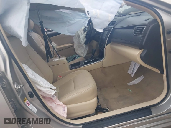 2017 Toyota Camry XLE z VIN 4T1BF1FK9HU622263, wystawiony jako IAAI lot #41542248 z przebiegiem Nie podano mil oraz . Historia ofert i sprzedaży dostępna na DreamBid. Obrazek 5.