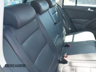 2011 Volkswagen Tiguan SE with VIN WVGBV7AX8BW514320, listed as a IAAI auction lot 42138794 with 76,079 mi miles and . Bid and sale history available at DreamBid. Image 8.