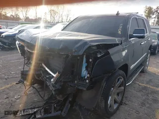 2016 Cadillac Escalade Luxury Collection with VIN 1GYS4BKJ0GR223427, listed as a IAAI auction lot 41208377 with 1 mi miles. Bid and sale history available at carsss.com. Image 6.