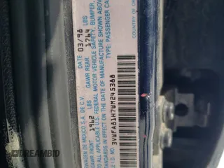 1998 Volkswagen Golf z VIN 3VWFA81H7WM245388, wystawiony jako Copart lot #51585355 z przebiegiem Nie podano mil oraz Nie do naprawy • Non repairable. Historia ofert i sprzedaży dostępna na DreamBid. Obrazek 12.