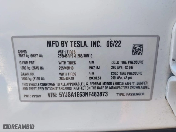2022 Tesla Model S Plaid with VIN 5YJSA1E63NF483873, listed as a IAAI auction lot 41204003 with 15 mi miles. Bid and sale history available at carsss.com. Image 9.