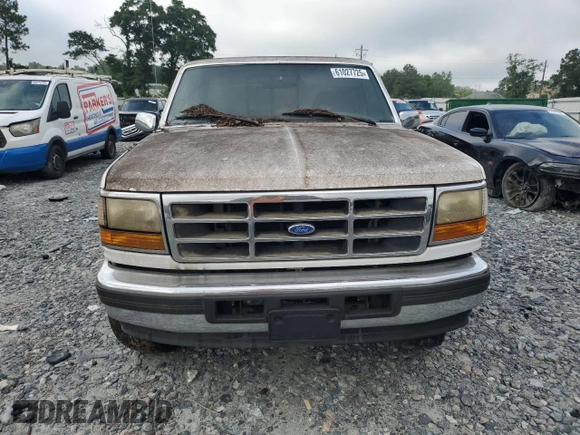 1996 Ford F-150 z VIN 1FTEX14H3TKA50259, wystawiony jako Copart lot #61027725 z przebiegiem Nie podano mil oraz Czysty tytuł • Clean title. Historia ofert i sprzedaży dostępna na DreamBid. Obrazek 5.