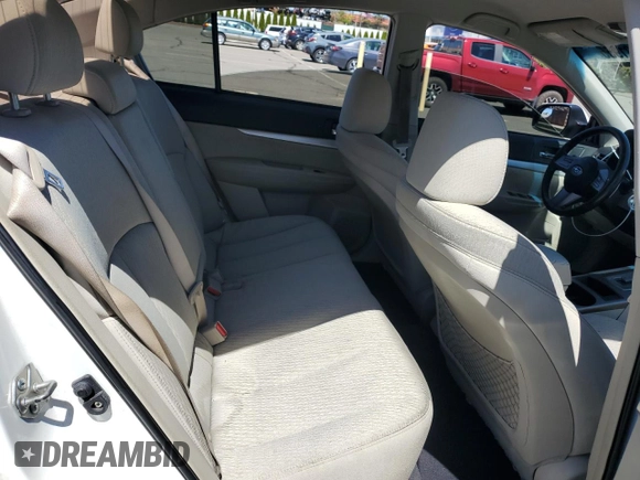 2010 Subaru Legacy Premium z VIN 4S3BMBB67A3236266, wystawiony jako Copart lot #55081955 z przebiegiem 220 405 mil mil oraz Szkoda całkowita • Salvage title. Historia ofert i sprzedaży dostępna na DreamBid. Obrazek 10.