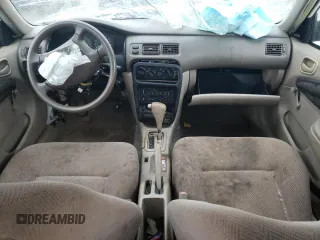 2000 Chevrolet Prizm z VIN 1Y1SK5281YZ415530, wystawiony jako Copart lot #60704824 z przebiegiem Nie podano mil oraz Szkody całkowita. Historia ofert i sprzedaży dostępna na DreamBid. Obrazek 8.