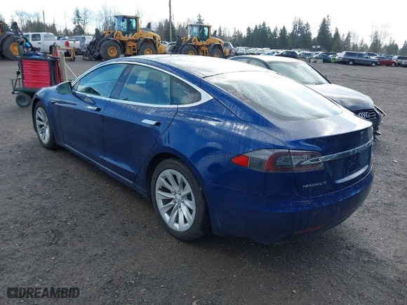 2017 Tesla Model S 100D with VIN 5YJSA1E25HF195435, listed as a IAAI auction lot 41702454 with 1 mi miles. Bid and sale history available at carsss.com. Image 3.