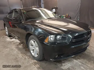 2011 Dodge Charger SE with VIN 2B3CL3CG7BH512031, listed as a IAAI auction lot 41865288 with 101,013 mi miles. Bid and sale history available at carsss.com. Image 1.