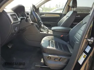 2018 Volkswagen Atlas SEL with VIN 1V2MR2CA5JC530812, listed as a Copart auction lot 60638135 with 260,790 mi miles and Salvage title. Bid and sale history available at DreamBid. Image 7.