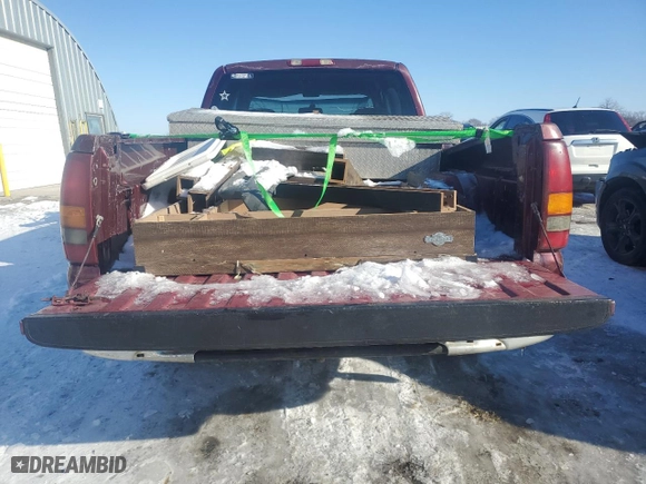 2000 Chevrolet Silverado 1500 LS with VIN 2GCEC19T5Y1125253, listed as a Copart auction lot 87538075 with 351,812 mi miles and Salvage Title. Bid and sale history available at carsss.com. Image 6.