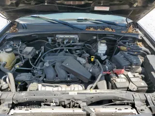 2008 Mercury Mariner с VIN 4M2CU81168KJ12240, выставлен на аукционе Copart как лот 57381845 с пробегом 184 119 миль миль и Списание • Salvage title. История ставок и продаж доступна на DreamBid. Изображение 12.