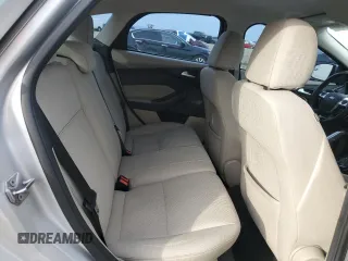 2013 Ford Focus Electric z VIN 1FADP3R43DL139862, wystawiony jako Copart lot #45901885 z przebiegiem 62 040 mil mil oraz Szkody całkowita. Historia ofert i sprzedaży dostępna na DreamBid. Obrazek 10.