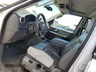 2003 Ford Expedition Special Service z VIN 1FMFU16L63LC08498, wystawiony jako Copart lot #46368215 z przebiegiem 125 848 mil mil oraz Szkoda całkowita • Salvage title. Historia ofert i sprzedaży dostępna na DreamBid. Obrazek 7.