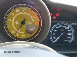 2019 Ferrari 488 z VIN ZFF80AMA4K0238692, wystawiony jako Copart lot #72172804 z przebiegiem Nie podano mil oraz Szkody całkowita. Historia ofert i sprzedaży dostępna na DreamBid. Obrazek 9.