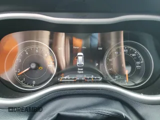 2016 Jeep Cherokee Limited z VIN 1C4PJLDB2GW164852, wystawiony jako Copart lot #55639245 z przebiegiem 161 841 mil mil oraz Szkoda całkowita • Salvage title. Historia ofert i sprzedaży dostępna na DreamBid. Obrazek 9.