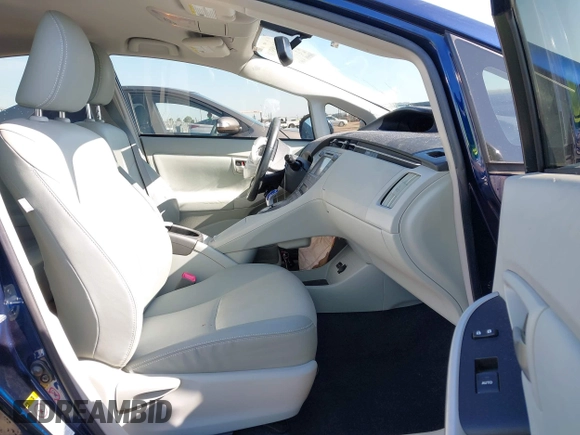 2013 Toyota Prius One with VIN JTDKN3DU9D1626932, listed as a IAAI auction lot 42148583 with 48,444 mi miles and . Bid and sale history available at DreamBid. Image 5.