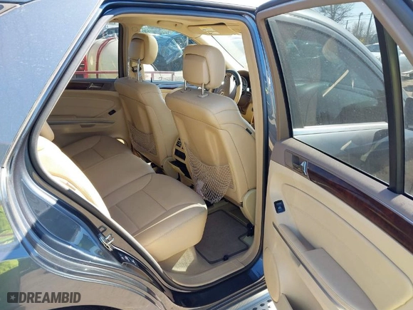 2011 Mercedes-Benz M-Class ML 350 with VIN 4JGBB5GB7BA710030, listed as a IAAI auction lot 41630308 with 141,700 mi miles. Bid and sale history available at carsss.com. Image 8.