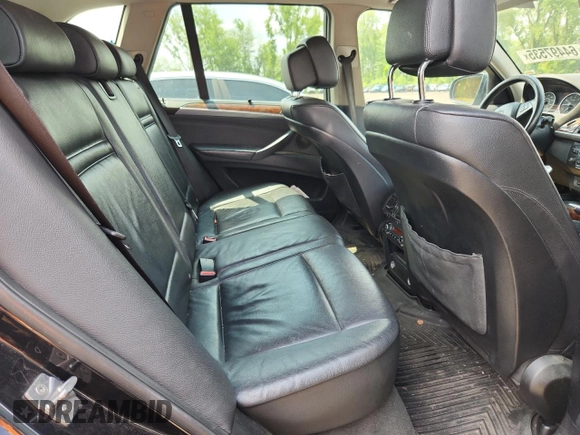 2012 BMW X5 35i with VIN 5UXZV4C5XCL765757, listed as a Copart auction lot 64497535 with 178,836 mi miles and Salvage title. Bid and sale history available at DreamBid. Image 11.
