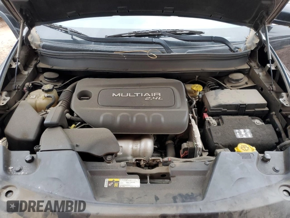 2016 Jeep Cherokee Latitude z VIN 1C4PJLCB6GW171384, wystawiony jako Copart lot #55820145 z przebiegiem 127 062 mil mil oraz Szkoda całkowita • Salvage title. Historia ofert i sprzedaży dostępna na DreamBid. Obrazek 11.