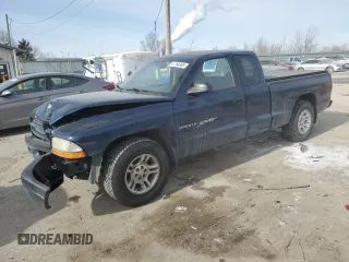 2001 Dodge Dakota with VIN 1B7GL22XX1S273996, listed as a Copart auction lot 41764365 with 157,111 mi miles and Salvage Title. Bid and sale history available at carsss.com. Image 1.
