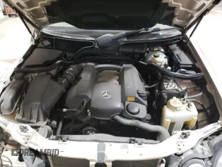 2001 Mercedes-Benz E-Class AWD with VIN WDBJF82J71X043474, listed as a Copart auction lot 45512025 with 59,571 mi miles and Salvage Title. Bid and sale history available at carsss.com. Image 11.