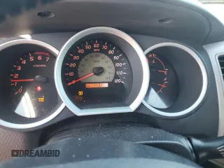 2008 Toyota Tacoma z VIN 5TEUU42N98Z503785, wystawiony jako Copart lot #42929865 z przebiegiem 143 447 mil mil oraz Czysty tytuł • Clean title. Historia ofert i sprzedaży dostępna na DreamBid. Obrazek 9.
