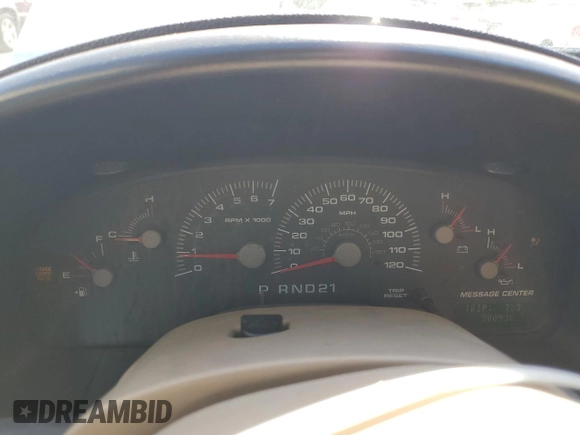 2003 Ford Expedition Eddie Bauer с VIN 1FMPU17L33LC58553, выставлен на аукционе Copart как лот 54033035 с пробегом 280 930 миль миль и Списание • Salvage title. История ставок и продаж доступна на DreamBid. Изображение 9.