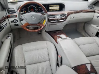 2011 Mercedes-Benz S 550 with VIN WDDNG8GBXBA371712, listed as a Copart auction lot 55656115 with 127,408 mi miles and Clean Title. Bid and sale history available at DreamBid. Image 8.