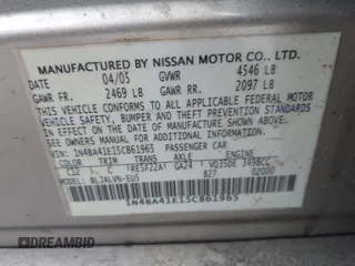 2005 Nissan Maxima 3.5 SL with VIN 1N4BA41E15C861965, listed as a IAAI auction lot 41739369 with 243,187 mi miles. Bid and sale history available at carsss.com. Image 9.