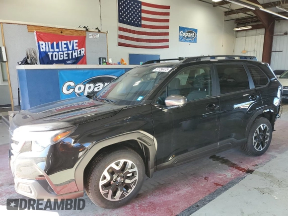 2025 Subaru Forester Premium z VIN JF2SLDBC1SH458876, wystawiony jako Copart lot #57756475 z przebiegiem 57 mil mil oraz Szkoda całkowita • Salvage title. Historia ofert i sprzedaży dostępna na DreamBid. Obrazek 1.
