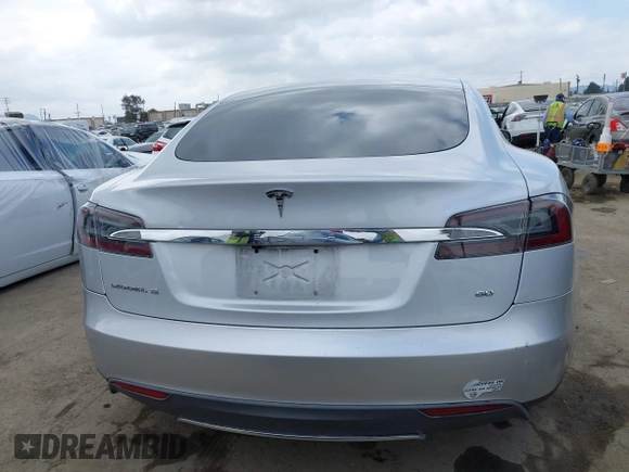 2013 Tesla Model S with VIN 5YJSA1DG7DFP11382, listed as a IAAI auction lot 42056169 with 126,975 mi miles. Bid and sale history available at carsss.com. Image 16.