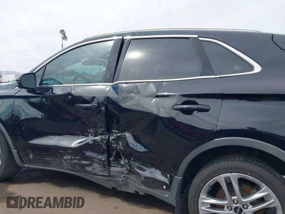 2018 Lincoln MKC Reserve with VIN 5LMTJ3DH5JUL31574, listed as a IAAI auction lot 41789286 with 109,504 mi miles and . Bid and sale history available at DreamBid. Image 14.