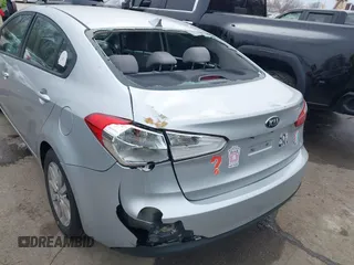 2015 Kia Forte LX with VIN KNAFX4A65F5256000, listed as a IAAI auction lot 41546225 with 135,106 mi miles. Bid and sale history available at carsss.com. Image 6.
