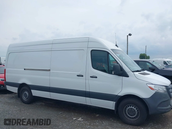 2020 Mercedes-Benz Sprinter Cargo Cargo with VIN W1Y40CHYXLT034958, listed as a IAAI auction lot 39915952 with 182,384 mi miles and . Bid and sale history available at carsss.com. Image 13.