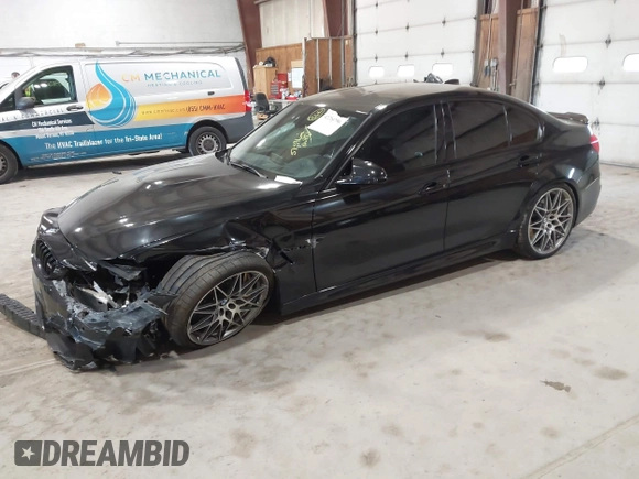 2017 BMW M3 z VIN WBS8M9C52H5G83686, wystawiony jako IAAI lot #42205796 z przebiegiem 51 956 mil mil oraz . Historia ofert i sprzedaży dostępna na DreamBid. Obrazek 2.