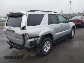 2006 Toyota 4Runner SR5 z VIN JTEBU14R468060851, wystawiony jako IAAI lot #42002278 z przebiegiem 234 343 mil mil oraz . Historia ofert i sprzedaży dostępna na DreamBid. Obrazek 4.